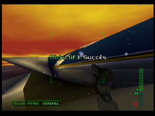 PerfectDark 007 sur Nintendo 64 - Agent spécial Mission 5 : Air Base - part 3 : Crash Site: Confrontation
