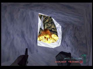 PerfectDark 007 sur Nintendo 64 - Agent spécial Mission 5 : Air Base - part 3 : Crash Site: Confrontation