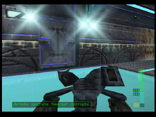 PerfectDark 007 sur Nintendo 64 - Agent Mission 9 : Skedar - part 1 : Skedar Ruins: Battle Shrine PerfectDark 007 sur Nintendo 64 - Agent Mission 9 : Skedar - part 1 : Skedar Ruins: Battle Shrine