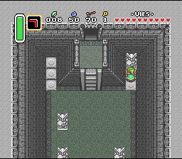 बटन को दबाए रखने के लिए मूर्ति वाली पुरानी चाल Soluce de Zelda 3 a Link to the Past sur Super Nes : अंधेरे का महल, पहला क्रिस्टल (gba, Snes, super nintendo)